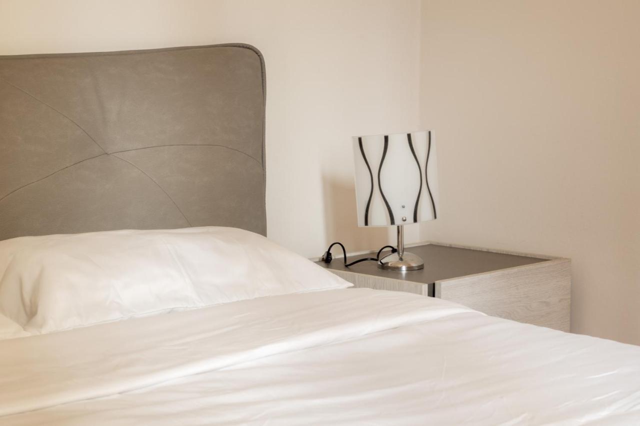 Suite Foscolo, In Piazza A Triest Zewnętrze zdjęcie